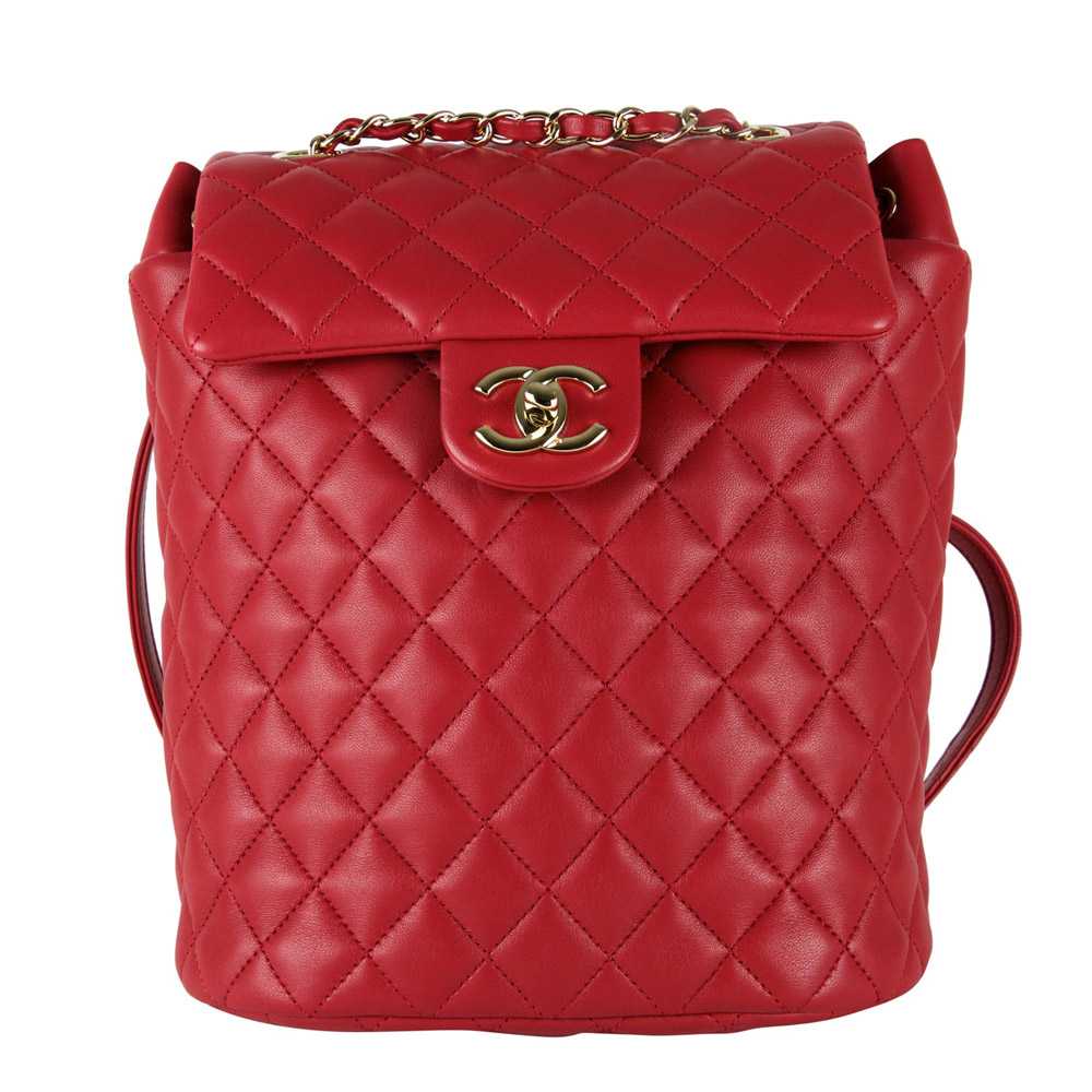 Red Chanel Backpack  Queen's 👑 Closet