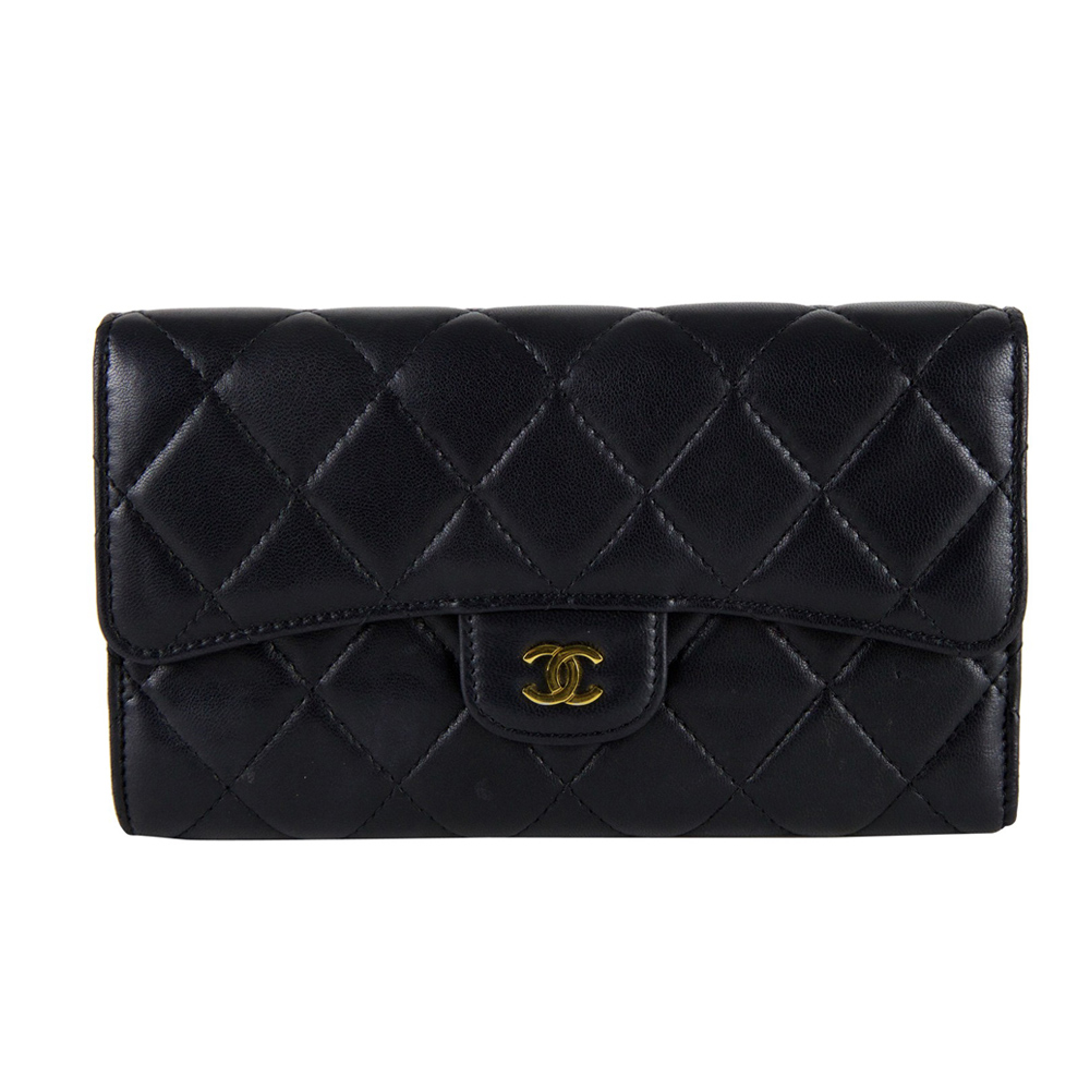 SHOPPING: Where to buy new and genuine vintage Chanel items online