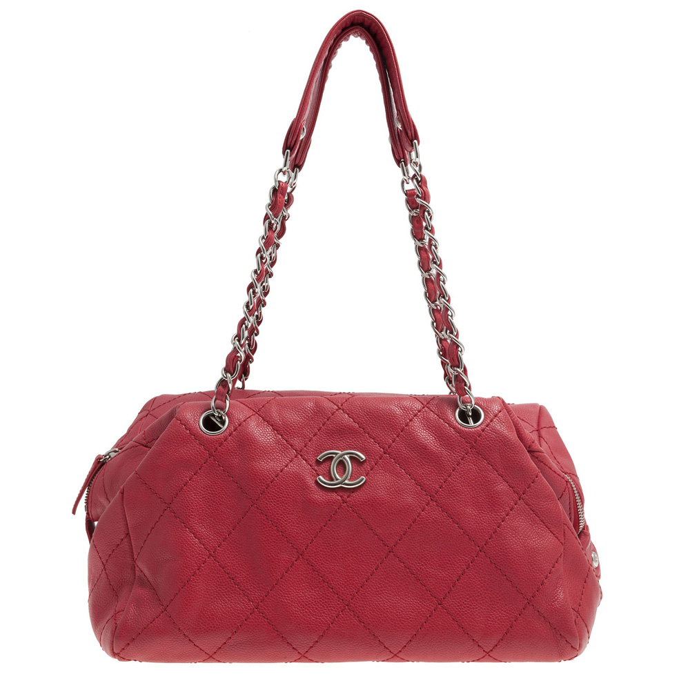 Chanel Red Shoulder bag