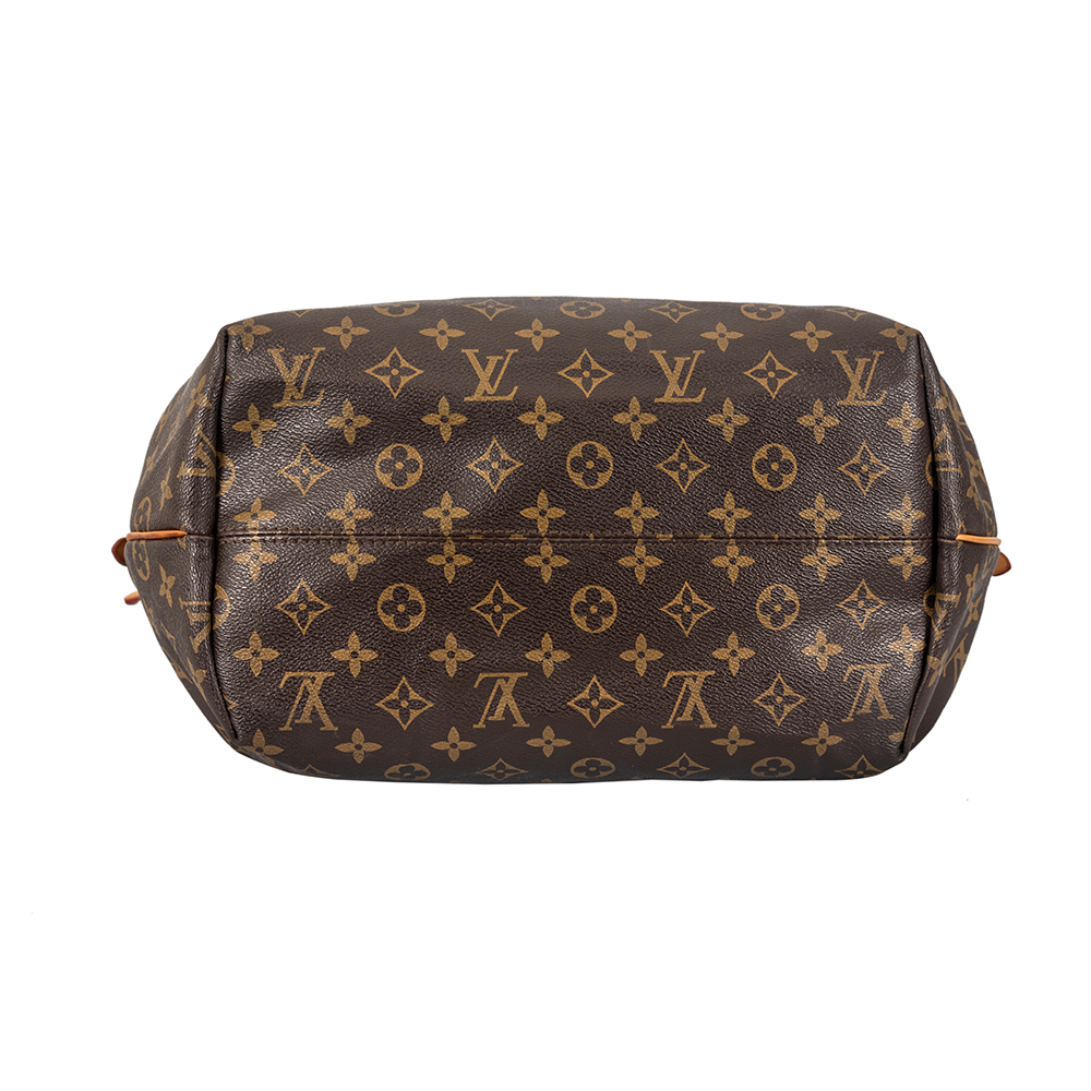 Louis Vuitton Turenne MM Monogram Canvas Shoulder Bag