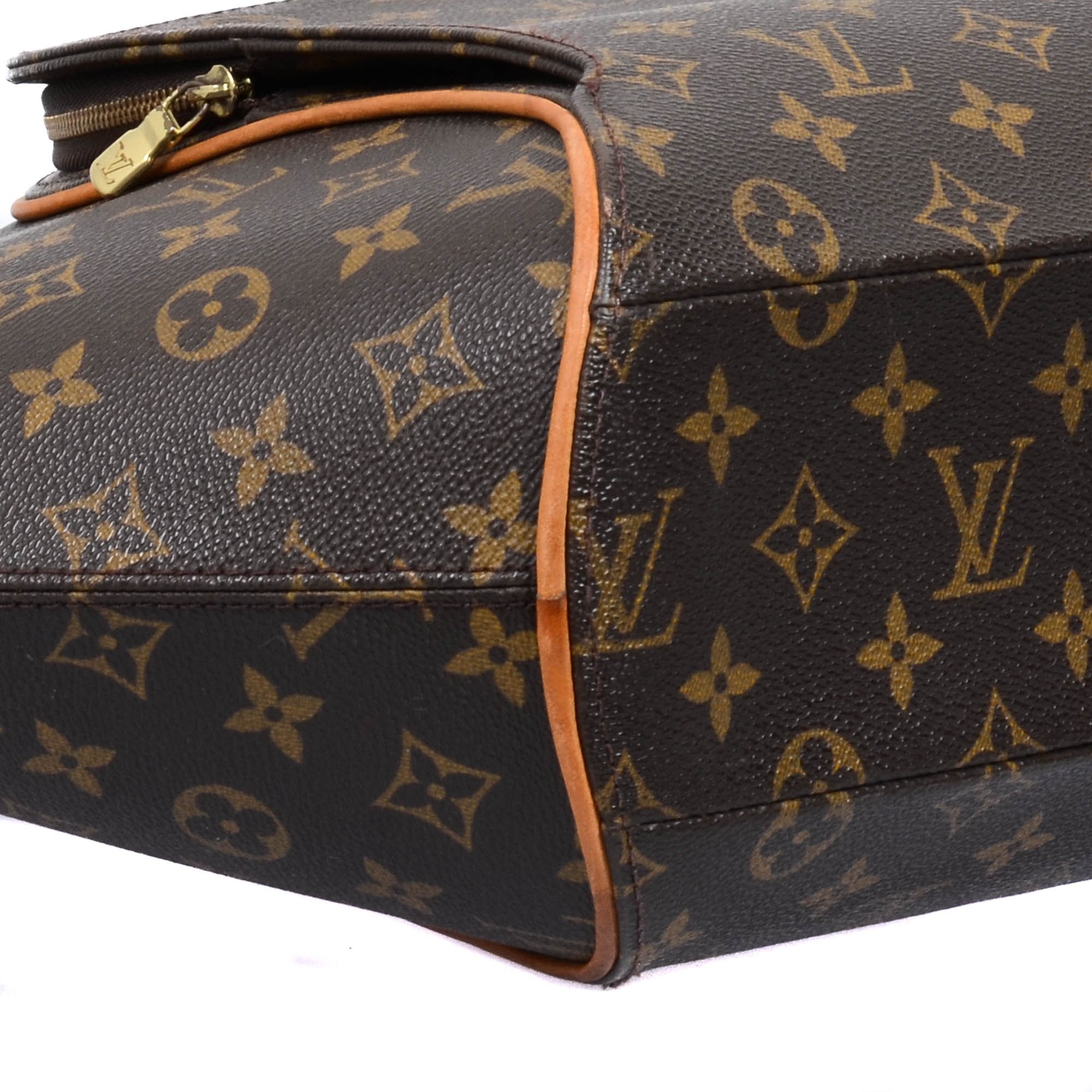 SOLD-Incredible vintage Louis Vuitton Ellipse MM handbag. 15”w 16