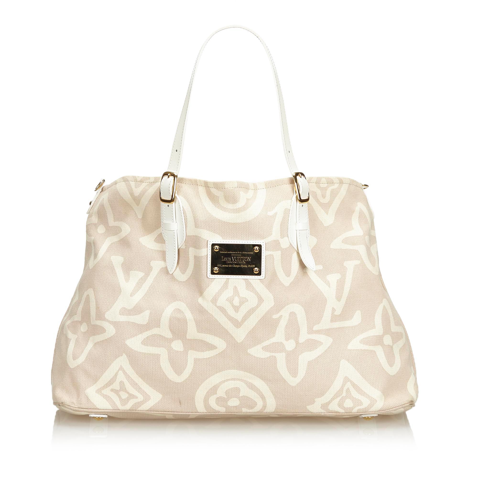 Louis Vuitton Soufflot Handbag 376567