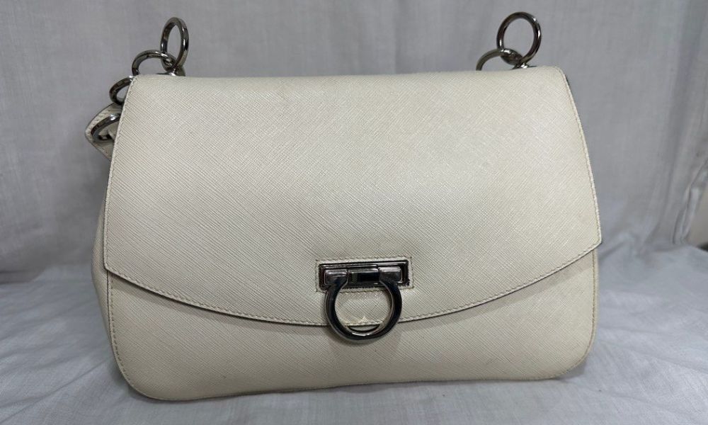 How to Spot a Genuine Salvatore Ferragamo Bag?